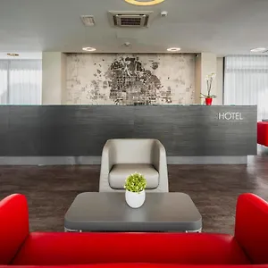 מלון Fasthotel Linate, סגראטה